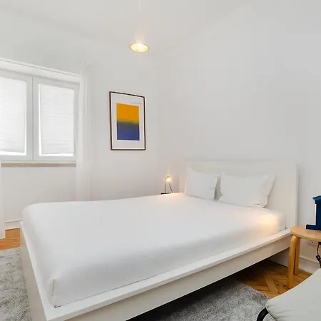 Lejlighed Whome Bright Modern In The Heart Of Alvalade *