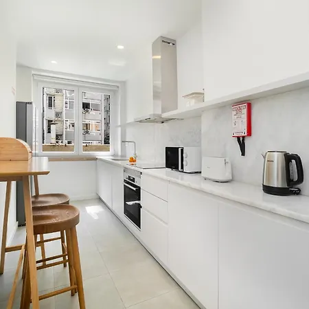 Whome Bright Modern In The Heart Of Alvalade Lejlighed *