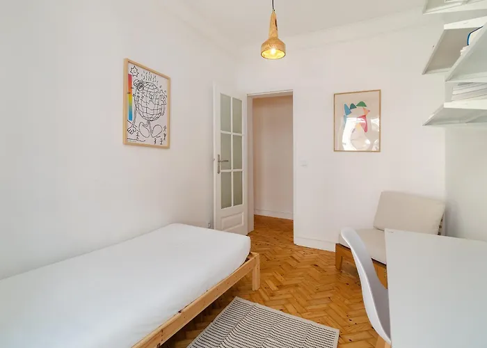 Whome Bright Modern In The Heart Of Alvalade
